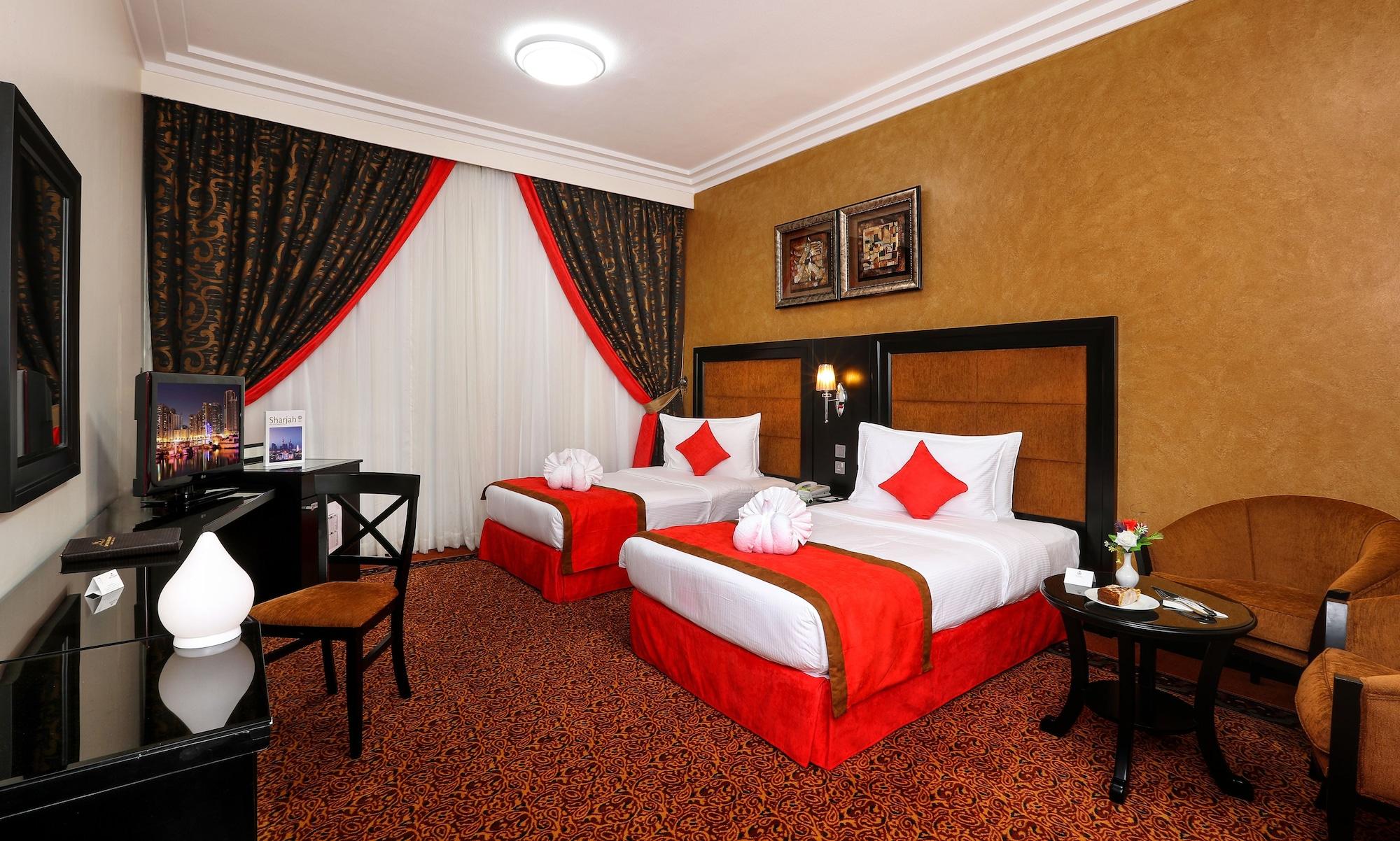 Royal Grand Suite Hotel Шарджа Экстерьер фото