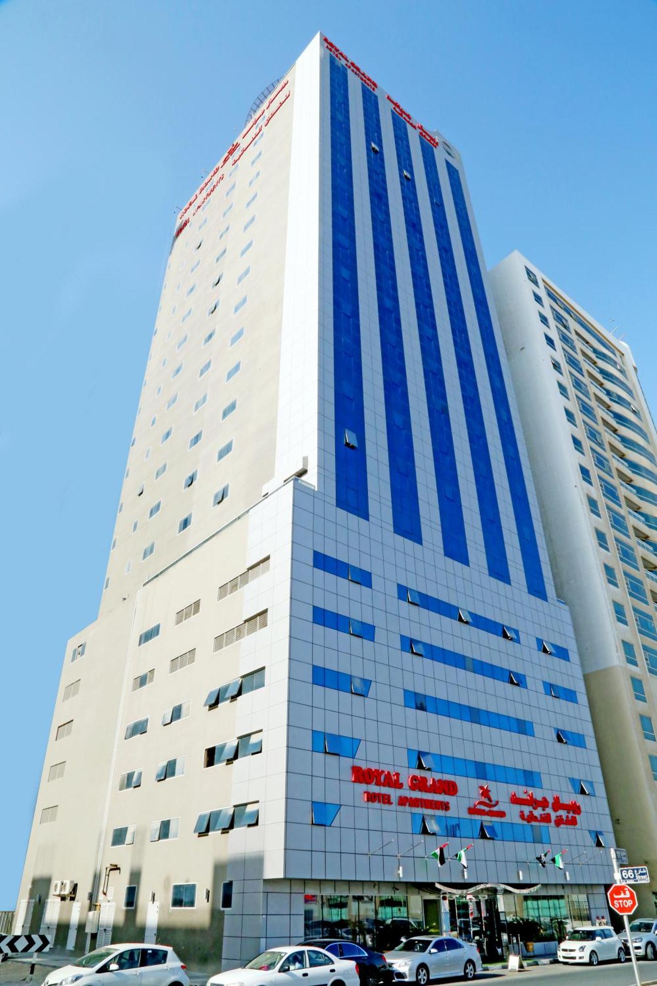 Royal Grand Suite Hotel Шарджа Экстерьер фото